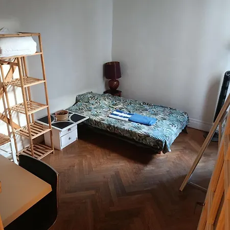 Nicoise Homestay szállás *